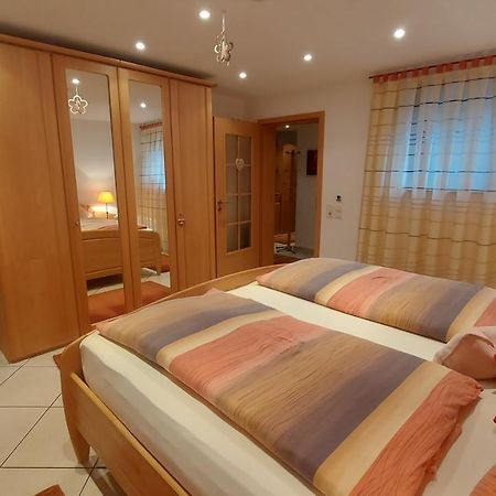 Ferienwohnung Zum Weinberg Grosskarlbach Exterior foto